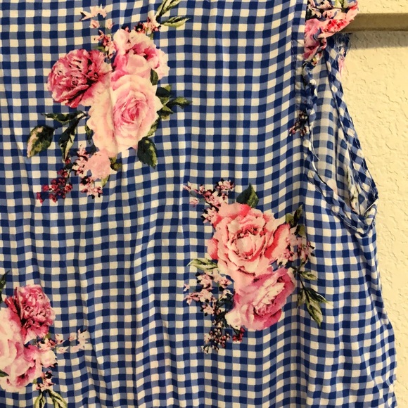 Blue gingham/pink rose blouse - Picture 4 of 4